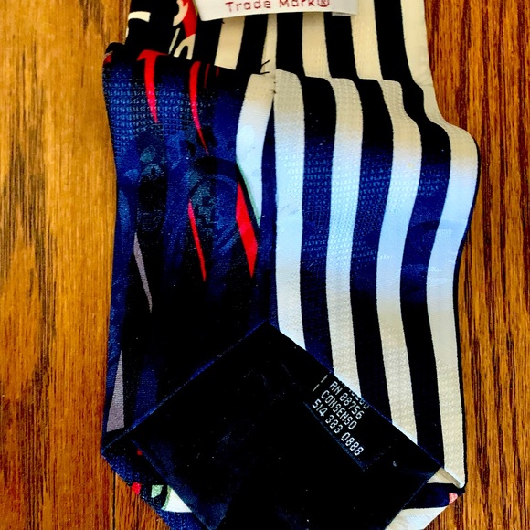 Vintage Coca Cola tie (collectible) SILK 🌟HP🌟 - Picture 5 of 8